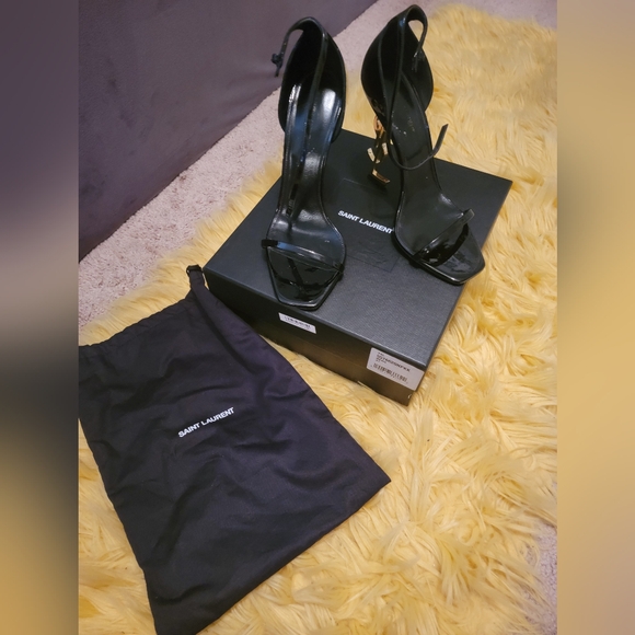 Yves Saint Laurent - Opyum YSL Logo-Heel Sandals with Golden Hardware - Picture 5 of 8